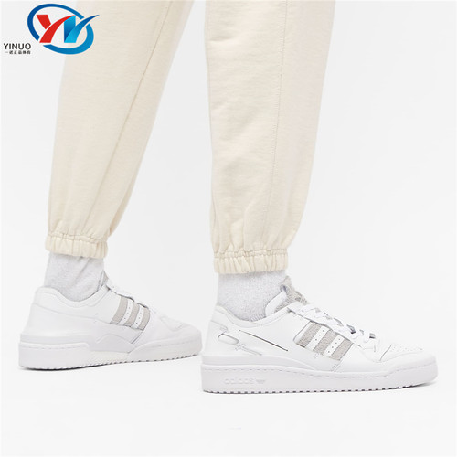 Adidas/阿迪达斯男女休闲鞋