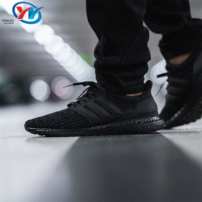 Adidas/阿迪达斯男女跑步休闲鞋