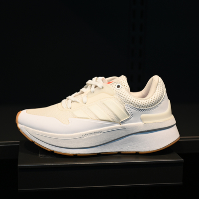 阿迪达斯女子轻便缓震跑步鞋