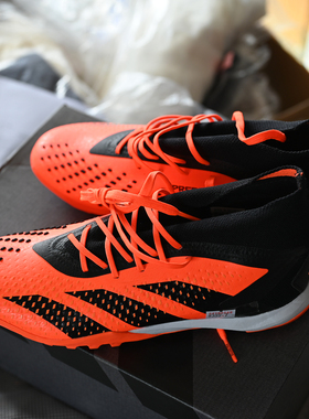 Adidas/阿迪达斯 猎鹰TF碎钉 男子人草防滑耐磨运动足球鞋 GW4634