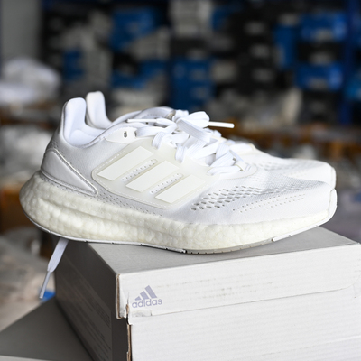 阿迪达斯女子Pureboost缓震跑鞋