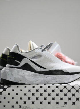 Adidas/阿迪达斯 Earthlight 女子减震透气运动跑步鞋GY6061 6060