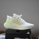 Adidas IE0730 阿迪达斯Ultrabounce女子轻便透气缓震运动跑步鞋