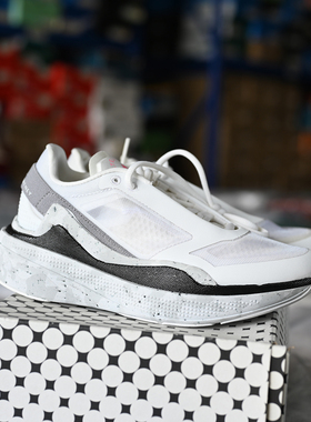 Adidas/阿迪达斯 SMC Earthlight Mesh 女子厚底减震跑步鞋H02809