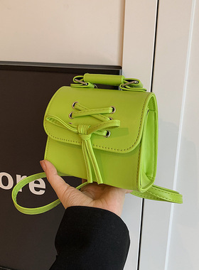 蝴蝶结女士双肩包2024秋季新款潮流背包时尚休闲手提单肩书包