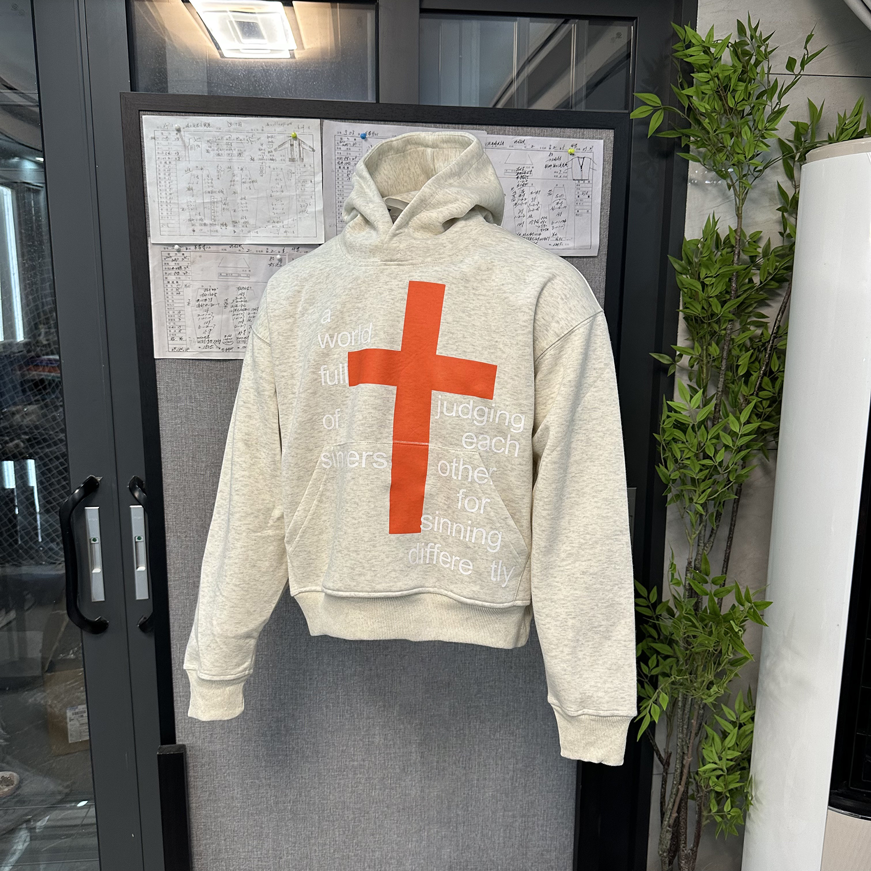 美式字母卫衣短款重磅上衣