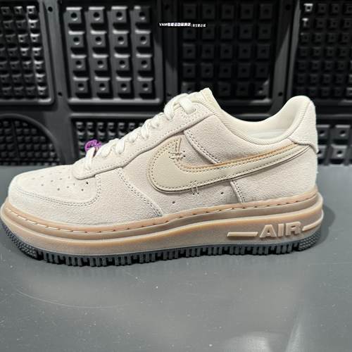 耐克空军一号男鞋Air Force 1 Luxe AF1厚底 低帮板鞋 HV2531-100