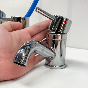 IKEA宜家 皮勒孔洗脸池龙头冷热水通用防溅起泡器简约设计 浴室用