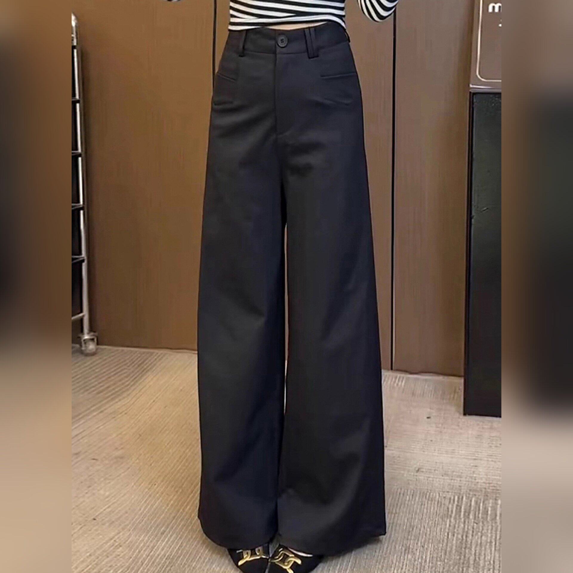 拉夏贝尔黑色西装阔腿裤女2026秋冬季新款梨型身材高腰直筒休闲裤