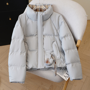 艾格韩版厚款外套时尚立领格子拼接羽绒服女短款宽松百搭减龄