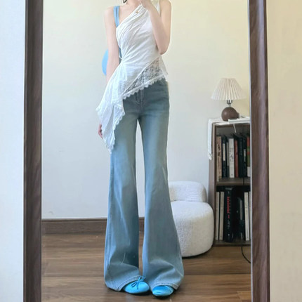 艾格浅蓝色微喇牛仔裤女2025年夏季新款高腰显瘦宽松百搭喇叭裤子