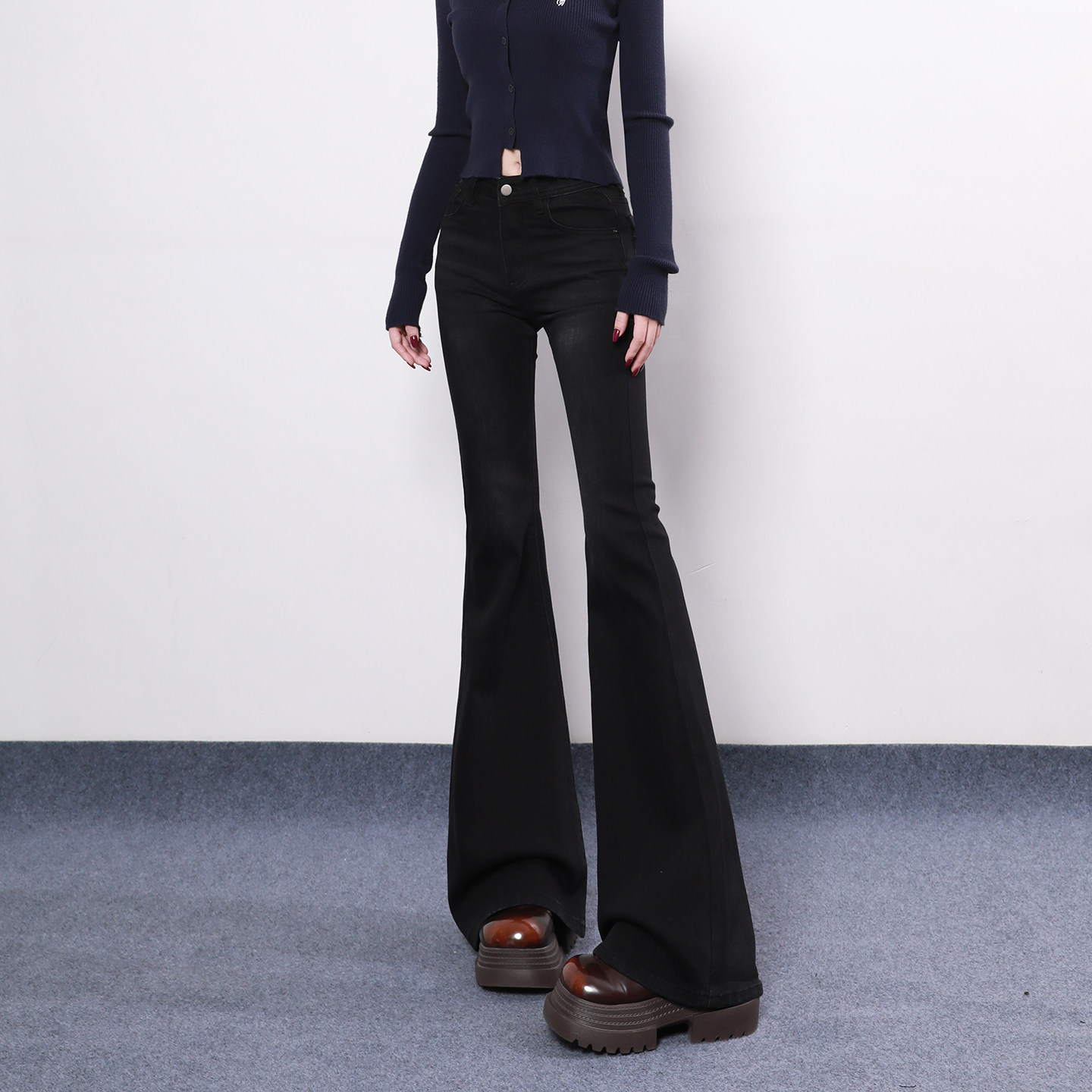 艾格黑色时尚低腰微喇牛仔裤女紧身显瘦拖地长裤休闲百搭喇叭裤子,女装/女士精品,牛仔裤,淘宝优惠券,粉丝福利购,淘宝优惠卷