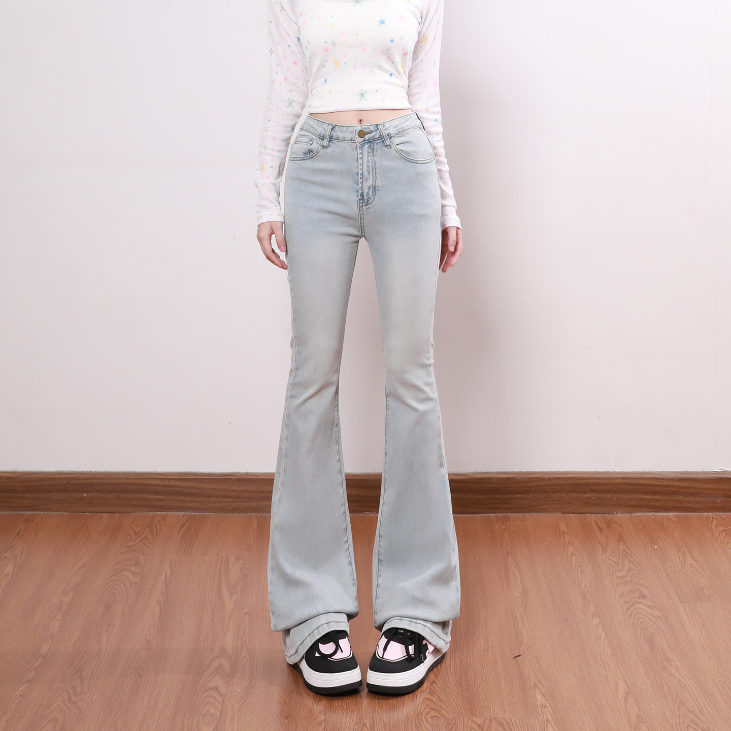 艾格浅蓝高腰弹力微喇牛仔裤女2025新款百搭马蹄喇叭裤拖地裤