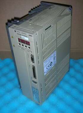 春田谷Yaskawa SGDM-20ADA Servo Motor Drive  2KW 议价出售