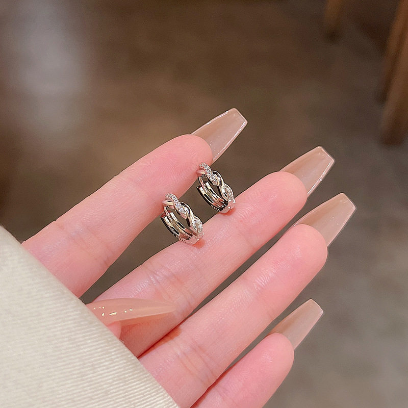 【饰全饰美】S925银针精致微镶麻花耳扣耳钉女韩国新款耳环耳,饰品/流行首饰/时尚饰品新,银饰耳饰,淘宝优惠券,粉丝福利购,淘宝优惠卷