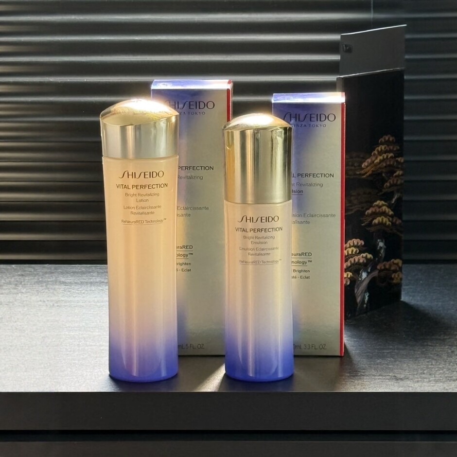 悦薇珀翡护肤套装【水+乳】焕亮水润保湿 水150ml+乳100ml