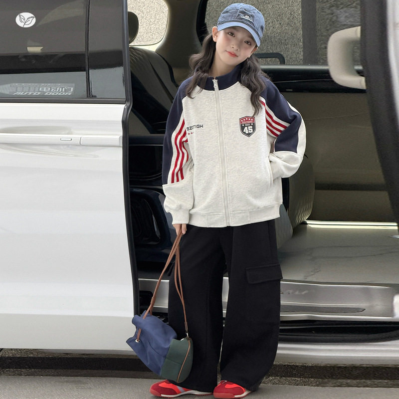 女童外套秋季2026新款儿童流行爆款棒球服初中生早秋时尚洋气衣服