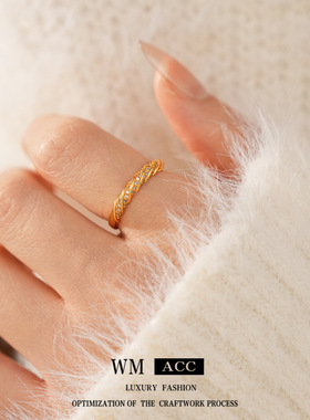 真金电镀锆石螺旋纹路戒指轻奢小众感食指戒时尚复古百搭手饰