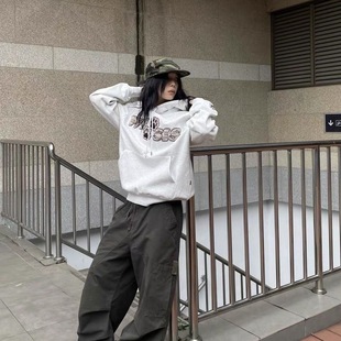 WHOOSIS(不知其名)毛绒猫爪贴布帽衫连帽卫衣百搭可爱青春潮男