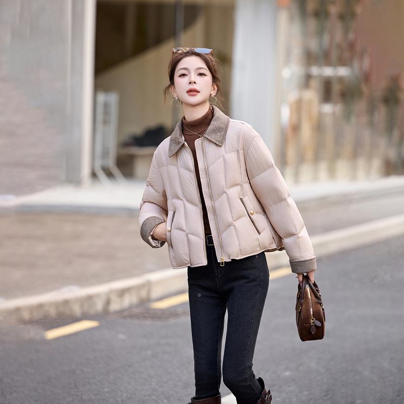 气冬质款羽绒服女短季新款2025年简约时尚保暖1WN1077-1翻领女装