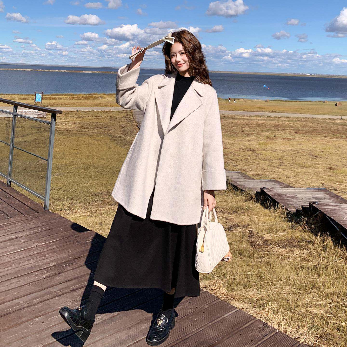 白绒色翻双面羊大衣女冬季气质简约高级感系C079-45带领羊毛呢米