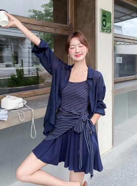 c305-137藏蓝色慵懒松弛风三尚套装女夏季新款时衬衫条吊带短裙纹