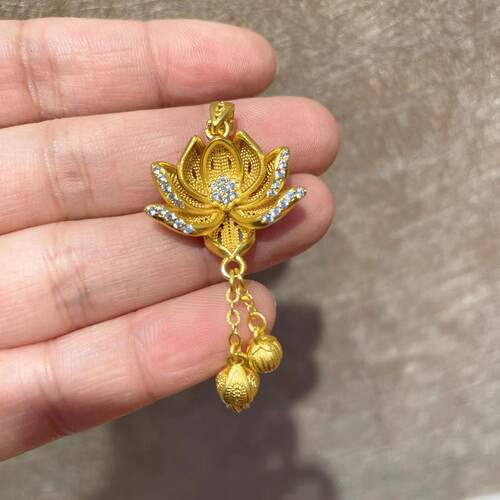 微镶两世欢莲花莲蓬毛衣链挂坠