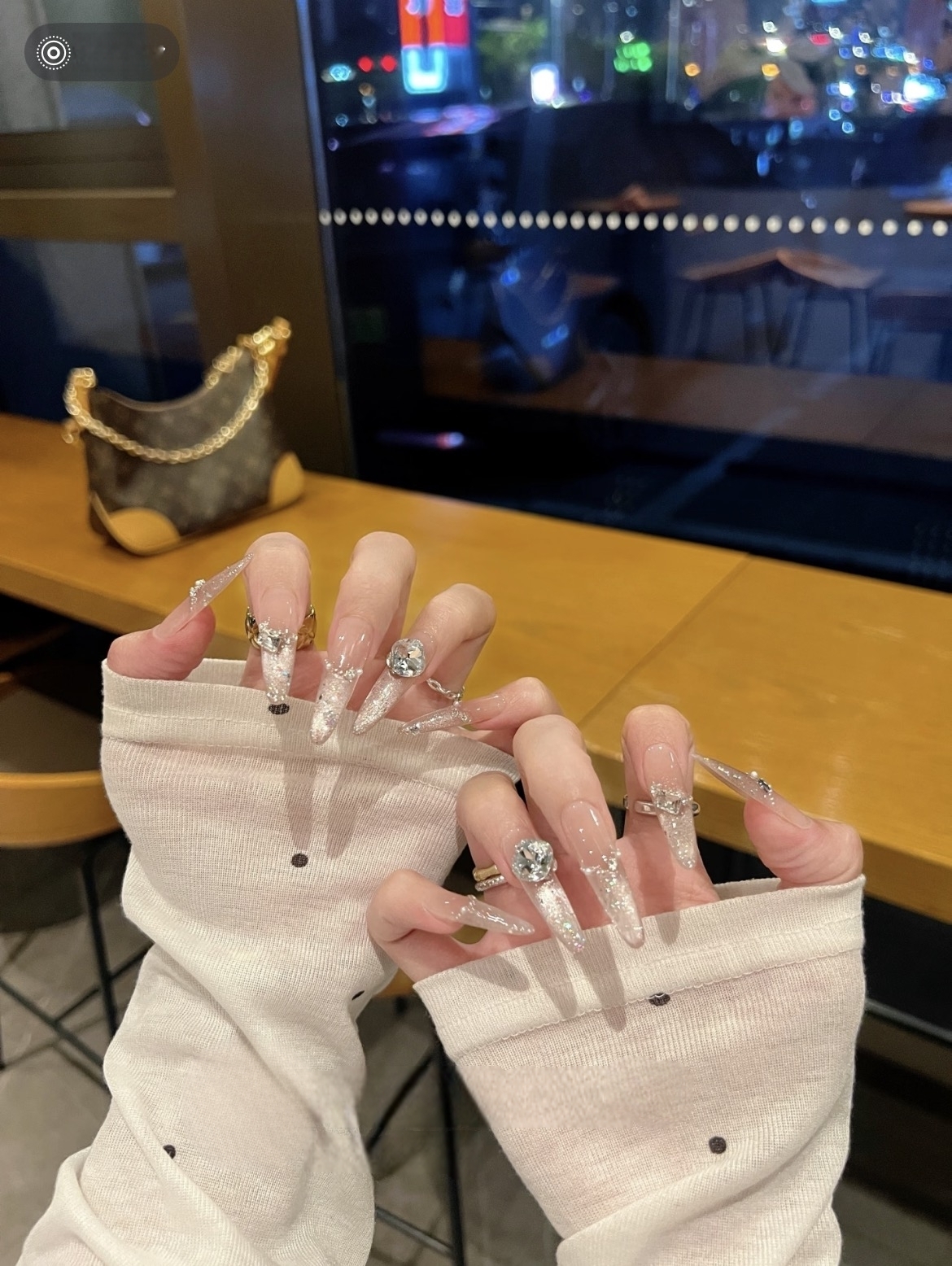 2025新款富家千金满天星河爆闪高级感网红碎钻美甲显白拆卸穿戴甲