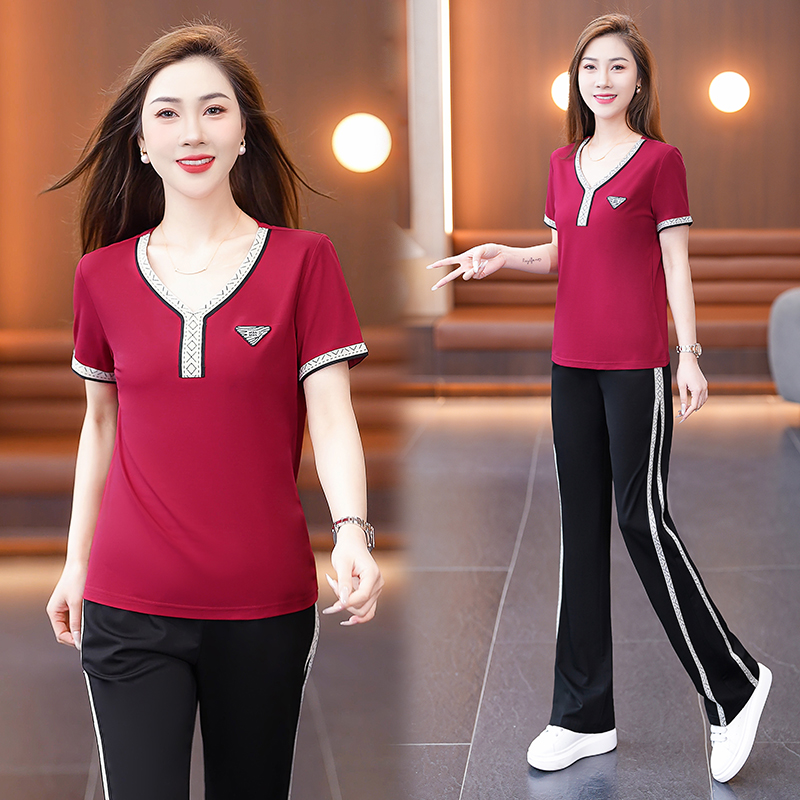 休闲运动服套装女夏季高级感V领短袖阔腿裤小个子冰丝透气两件套