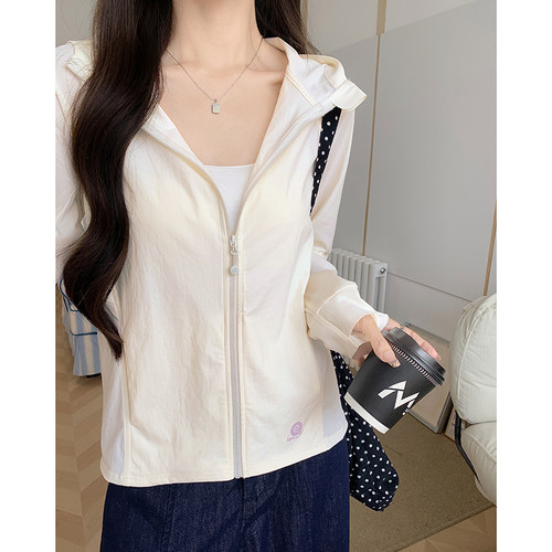 冰丝防晒衣女款夏季轻薄透气宽松户外防紫外线防晒服连帽开衫外套