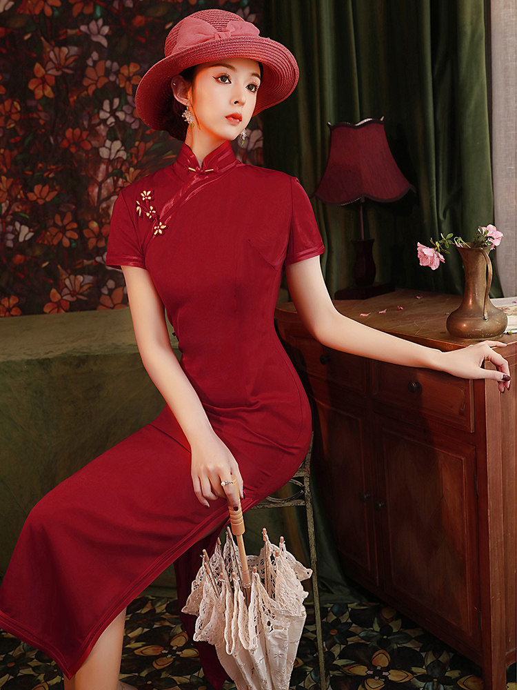 레드 치파오 2023 새로운 복고풍 중국 스타일 짧은 소매 신부 결혼식 반환 토스트 착용 긴 드레스