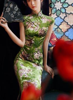 绿色丝绒旗袍2025新款女中国风高端大气上档次高考送考旗开得胜裙