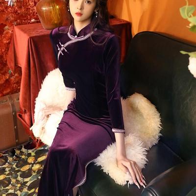 紫色丝绒旗袍2024新款秋冬款改良高端修身日常可穿长袖长款连衣裙