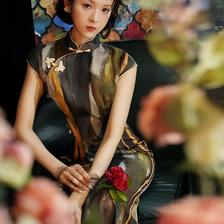 老上海旗袍2025新款女高端大气上档次复古高级感长款新中式连衣裙