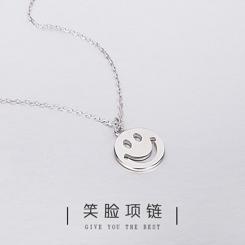 轻奢设计日韩版S925纯银项链女简约百搭笑脸微笑表情吊牌锁骨项链
