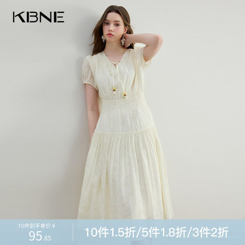 碎花V领连衣裙女气质波嬉风中长裙KBNE夏季新款今年流行爆款裙子