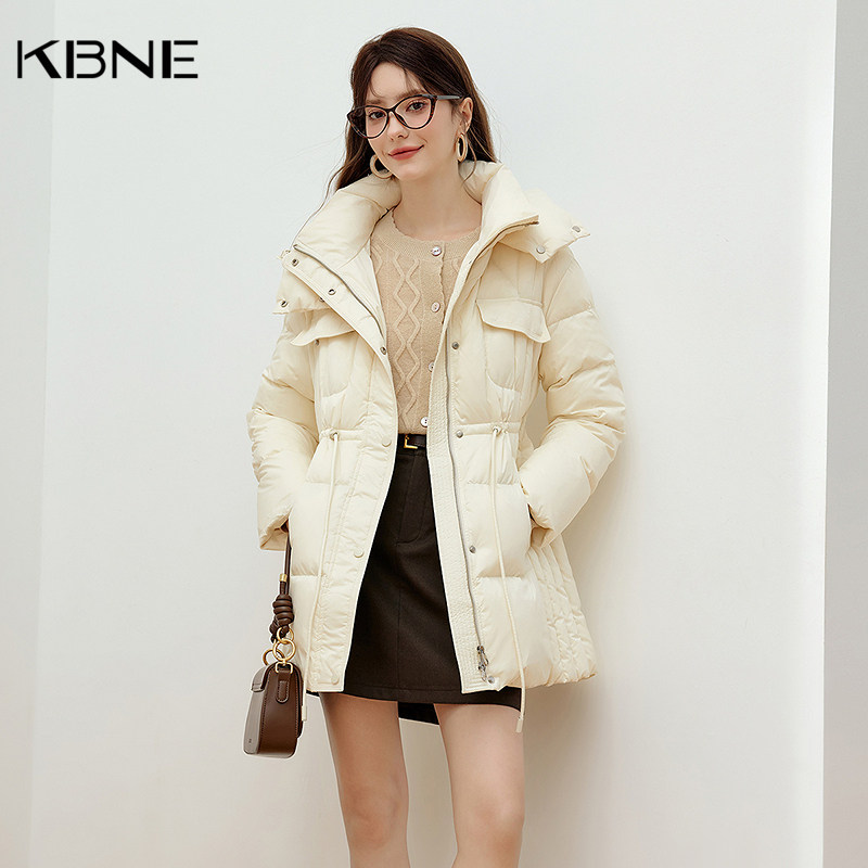 [商场同款]纯色羽绒服女kbne2026冬季新款可抽绳三防保暖连帽外套