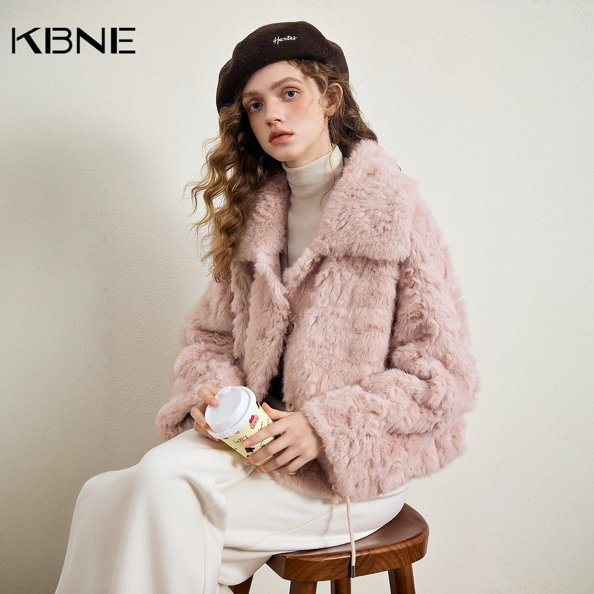 KBNE粉色仿羊羔毛环保皮草女装2026冬季新款皮毛一体抽绳毛毛外套