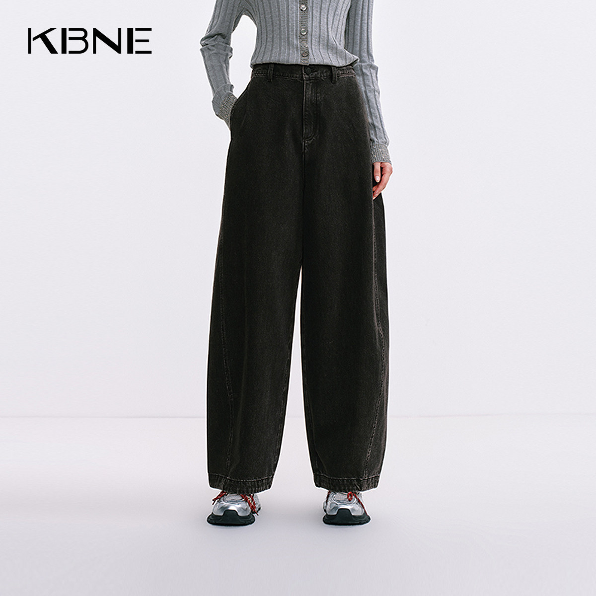 KBNE美式复古原牛黑色弯刀牛仔裤女2026秋季新款直筒阔腿镰刀裤子