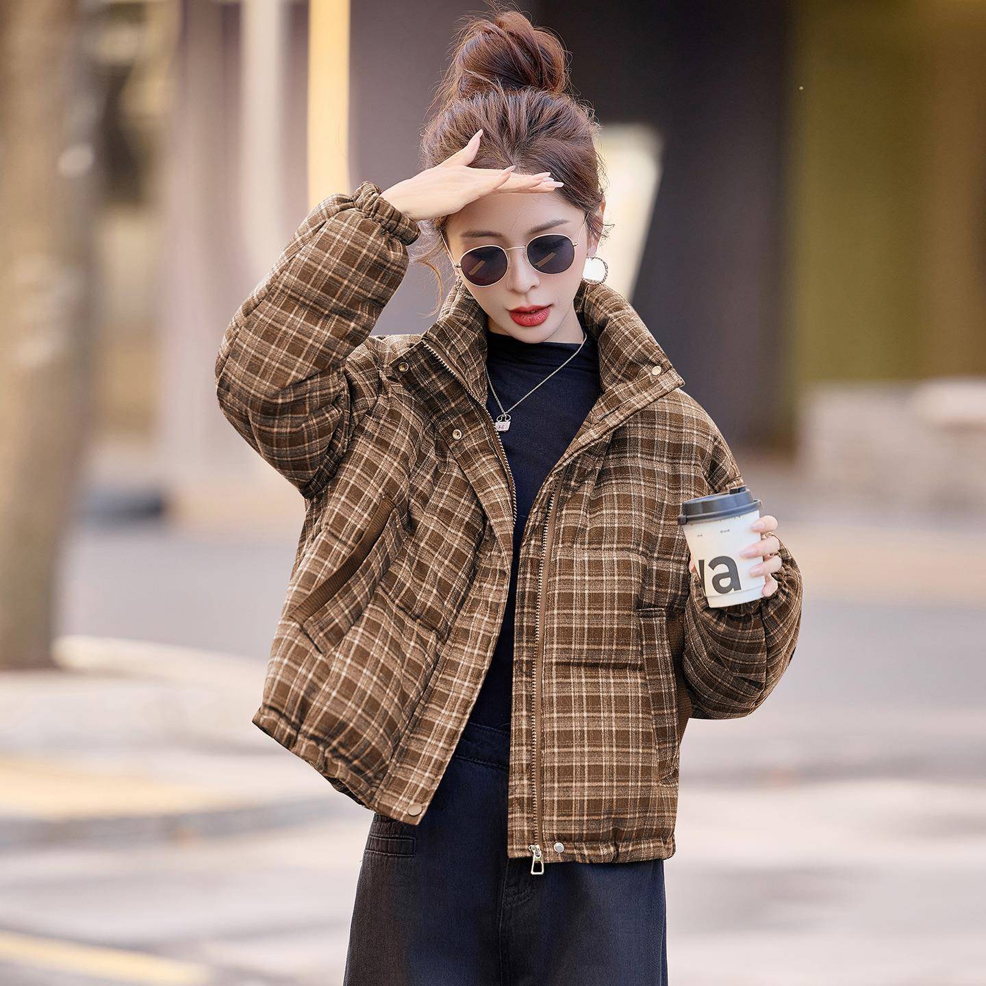 女式羽YU9017绒尚服2025冬季新格子立领9白鸭绒时加厚保暖外套YU0