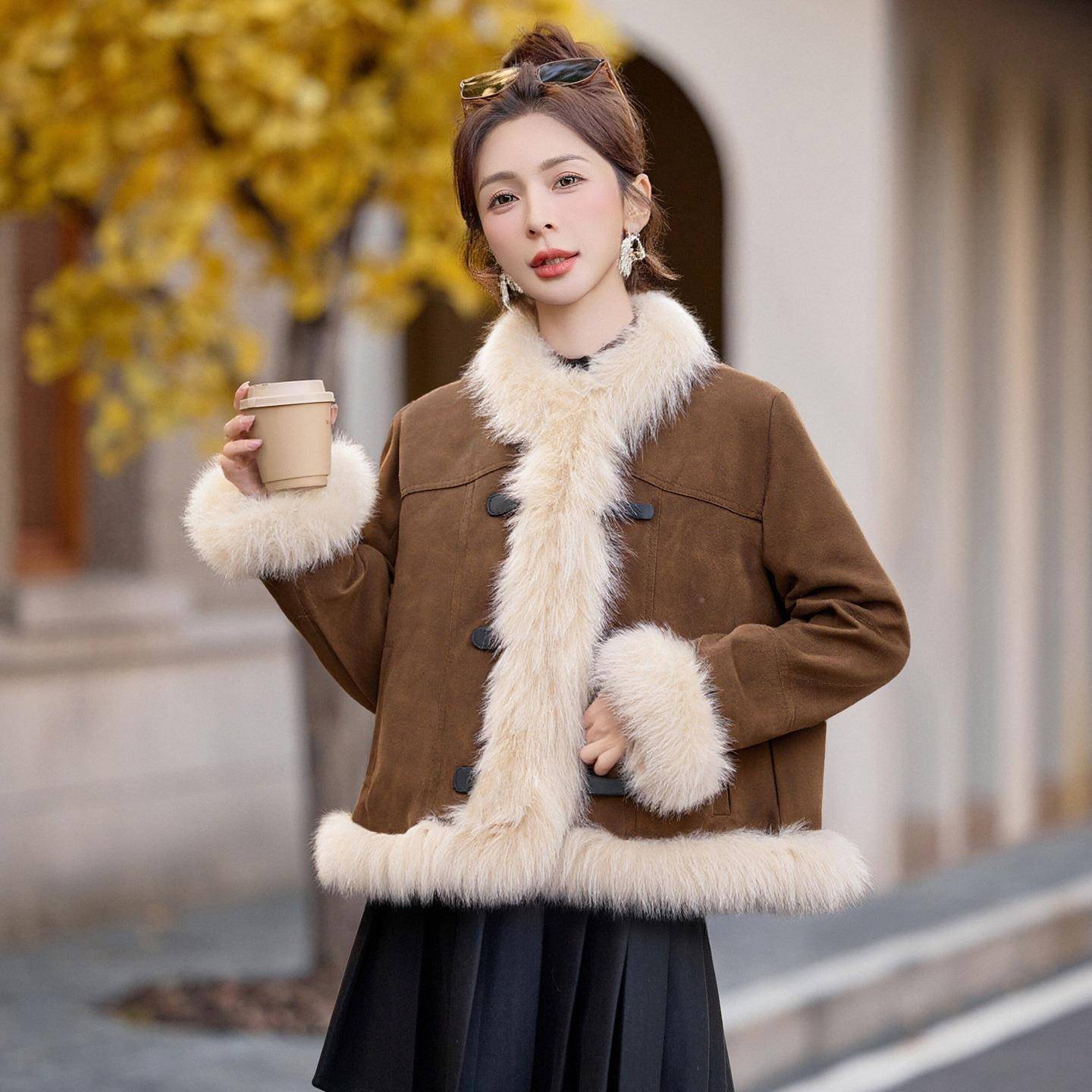 狐狸毛皮草外套女短款冬季ZYA86869新机车白鸭绒内款羽绒欧服货夹