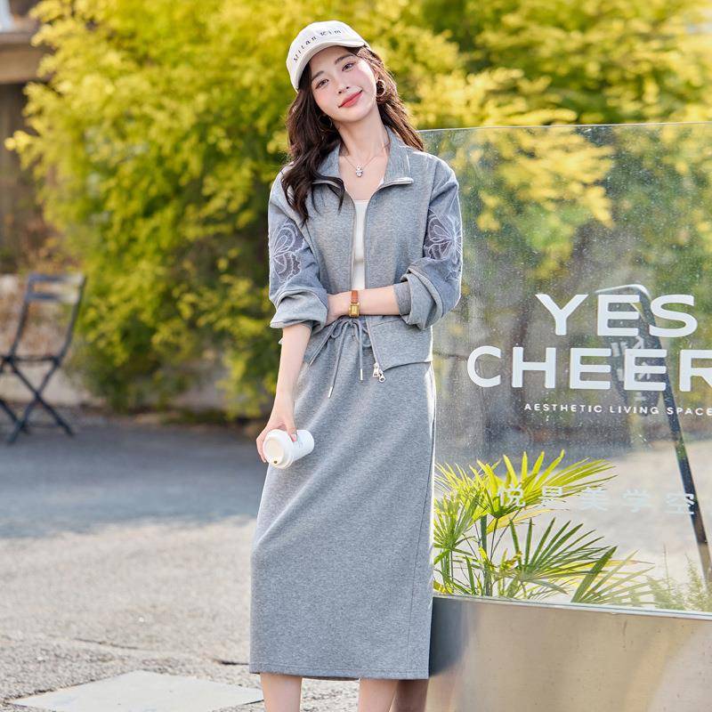 高尚系档休ZYA8528J闲套装女春新款时洋气搭减龄卫衣韩百半身裙两