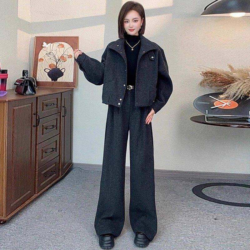 香港代购高级感套装女冬季新款洋气显瘦夹棉保暖外套阔腿裤两件套