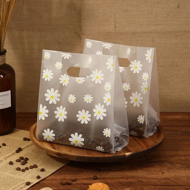 50pcs Daisy Printed Plastic Gift Bags With Plastic Handle, 2