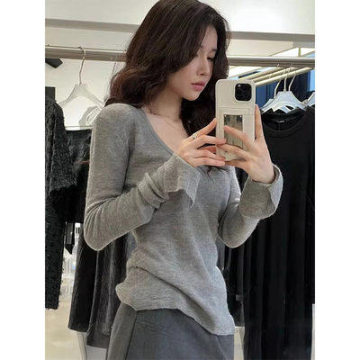 灰色V领针织衫女士2025秋季新款长袖修身内搭打底衫低领罩衫上衣
