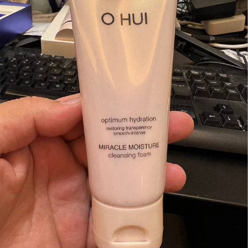 欧蕙水分惊喜洁面40毫升