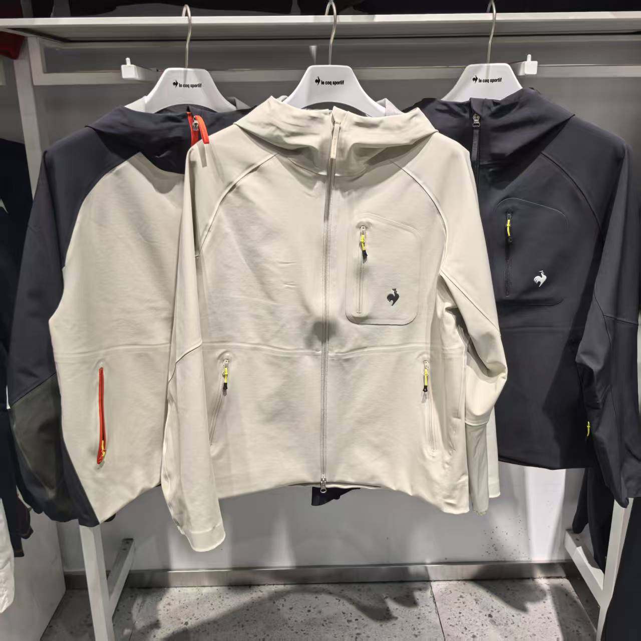 乐卡克法国公鸡25年秋冬男女款户外休闲梭织连帽外套L254UCNCJK02,运动服/休闲服装,运动茄克/外套,淘宝优惠券,粉丝福利购,淘宝优惠卷