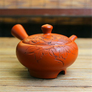 日本常滑烧已故名家 老朱泥高台雕刻牡丹侧把急须茶壶 肥田箐圃作