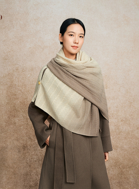 嫵WOO【礼赠推荐】小绞花渐变色羊绒冬季两用围巾披肩围脖女长款