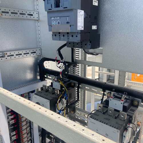 可维修柜子一台3VA2325-5MN32-0AA0槊